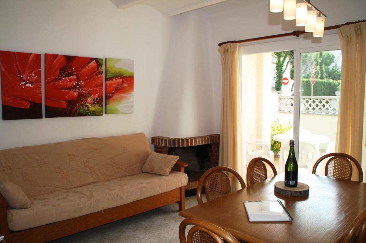 Apartaments Ocean Canada ปลาตจาดาโร ภายนอก รูปภาพ